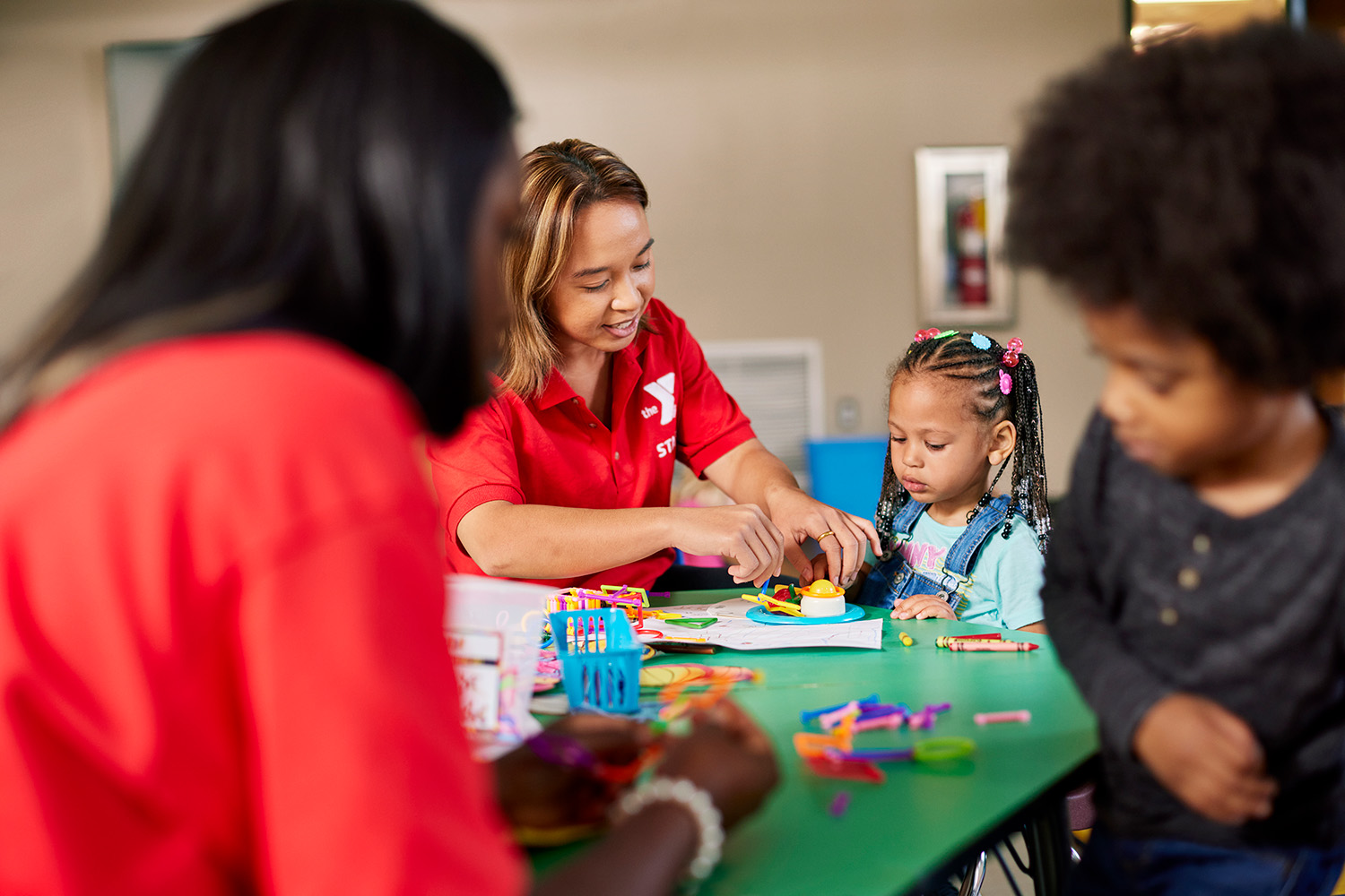 2022_Staff-Recruitment-Evergreen_0513_RGB